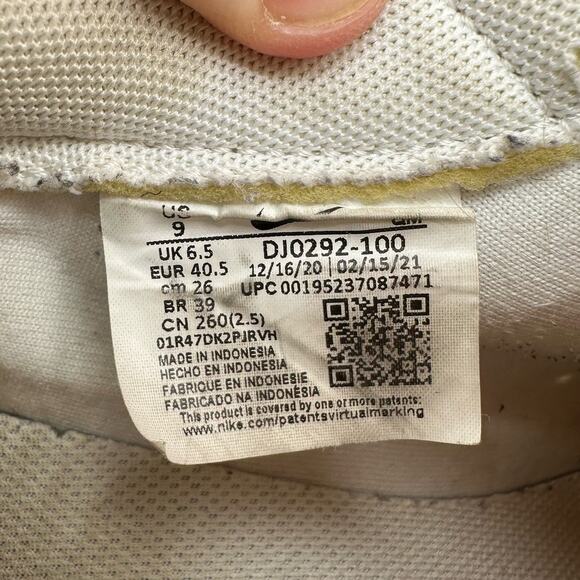 Nike Women's Blazer Low Platform Triple White Sneaker Size 9 - Picture 15 of 16